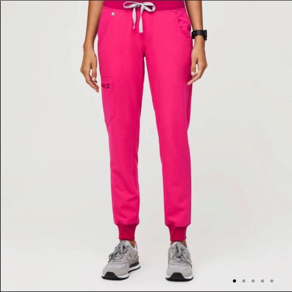 FIGS SCRUBS